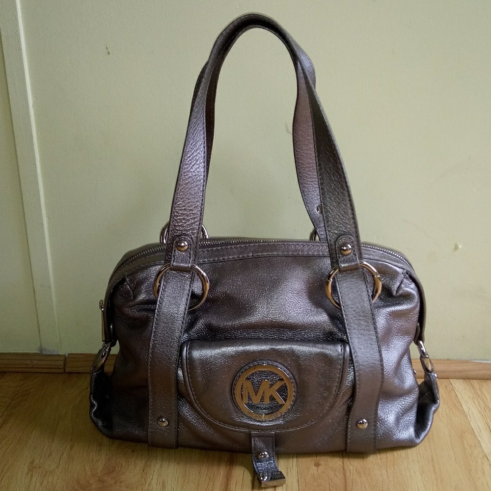 Michael Kors leather purse
